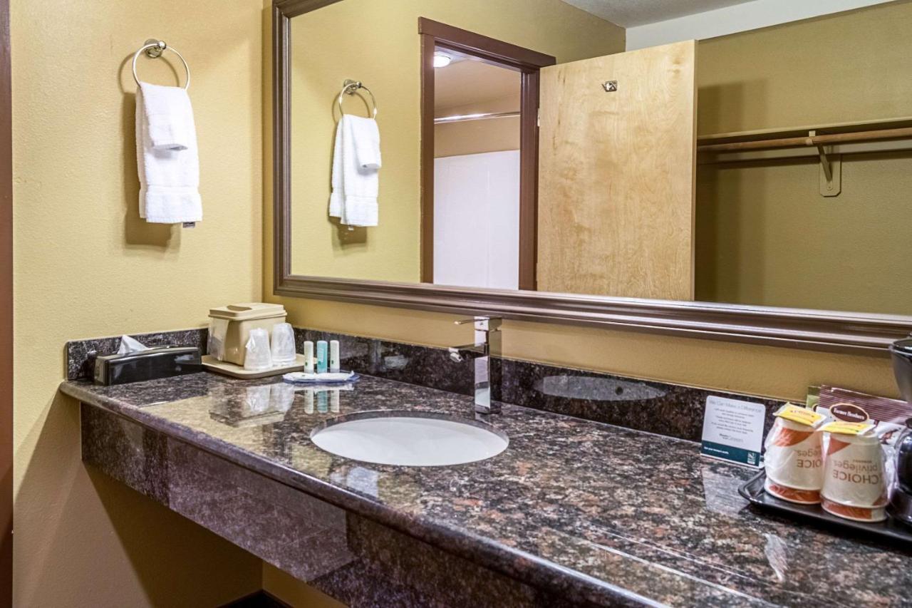 Aloha Inn & Suites Εξωτερικό φωτογραφία