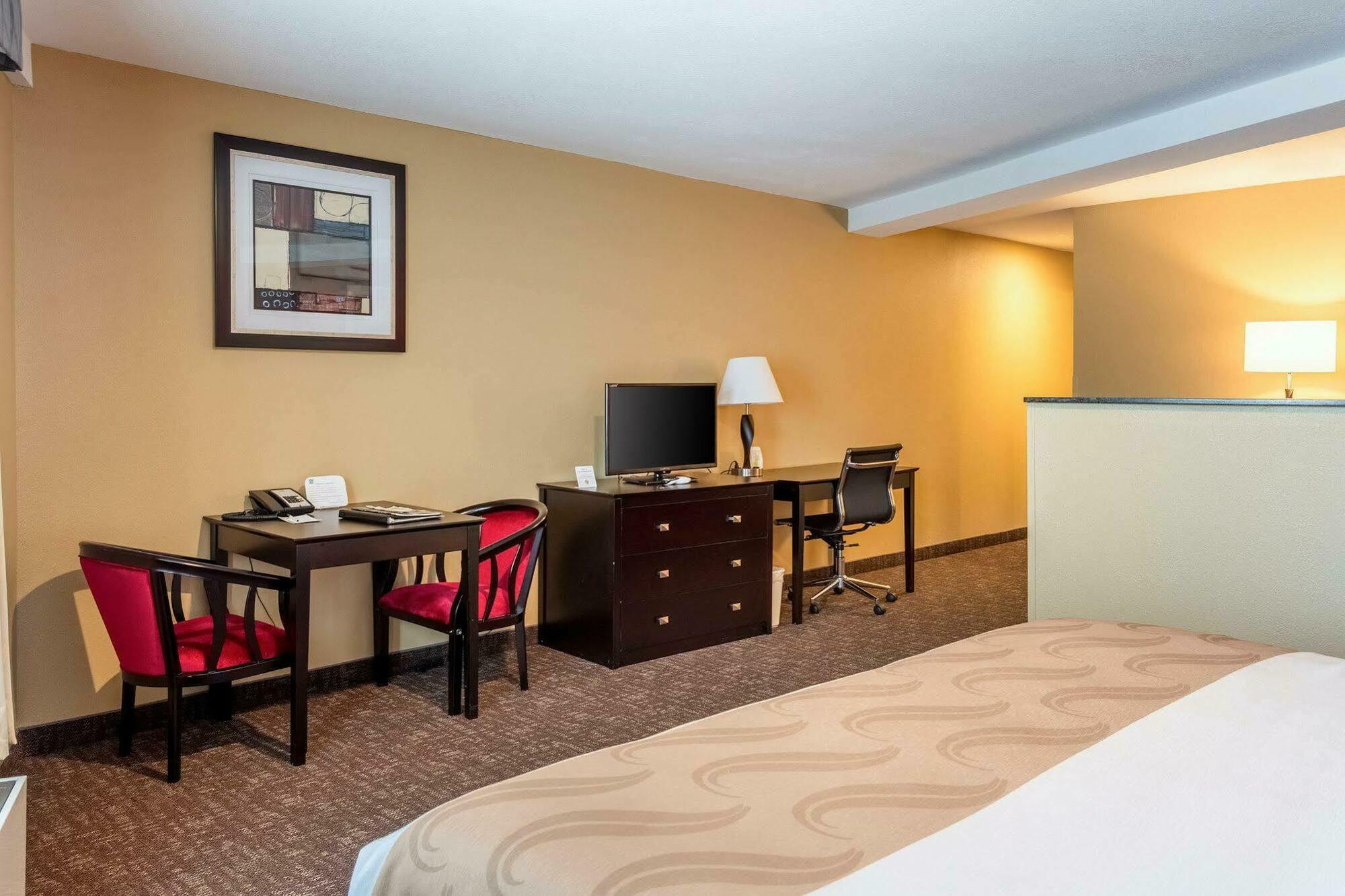 Aloha Inn & Suites Εξωτερικό φωτογραφία